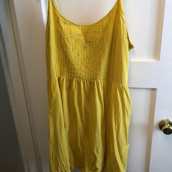 Tl xxl summer dress. Spaghetti straps, lined , zipper on side- elastic back used - Picture 9 of 9